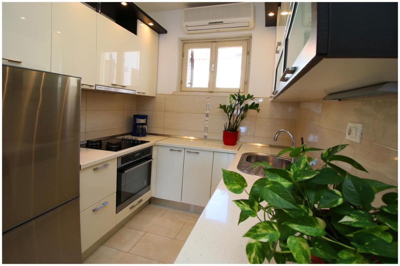 Apartment Slavko Primosten Bagian luar foto