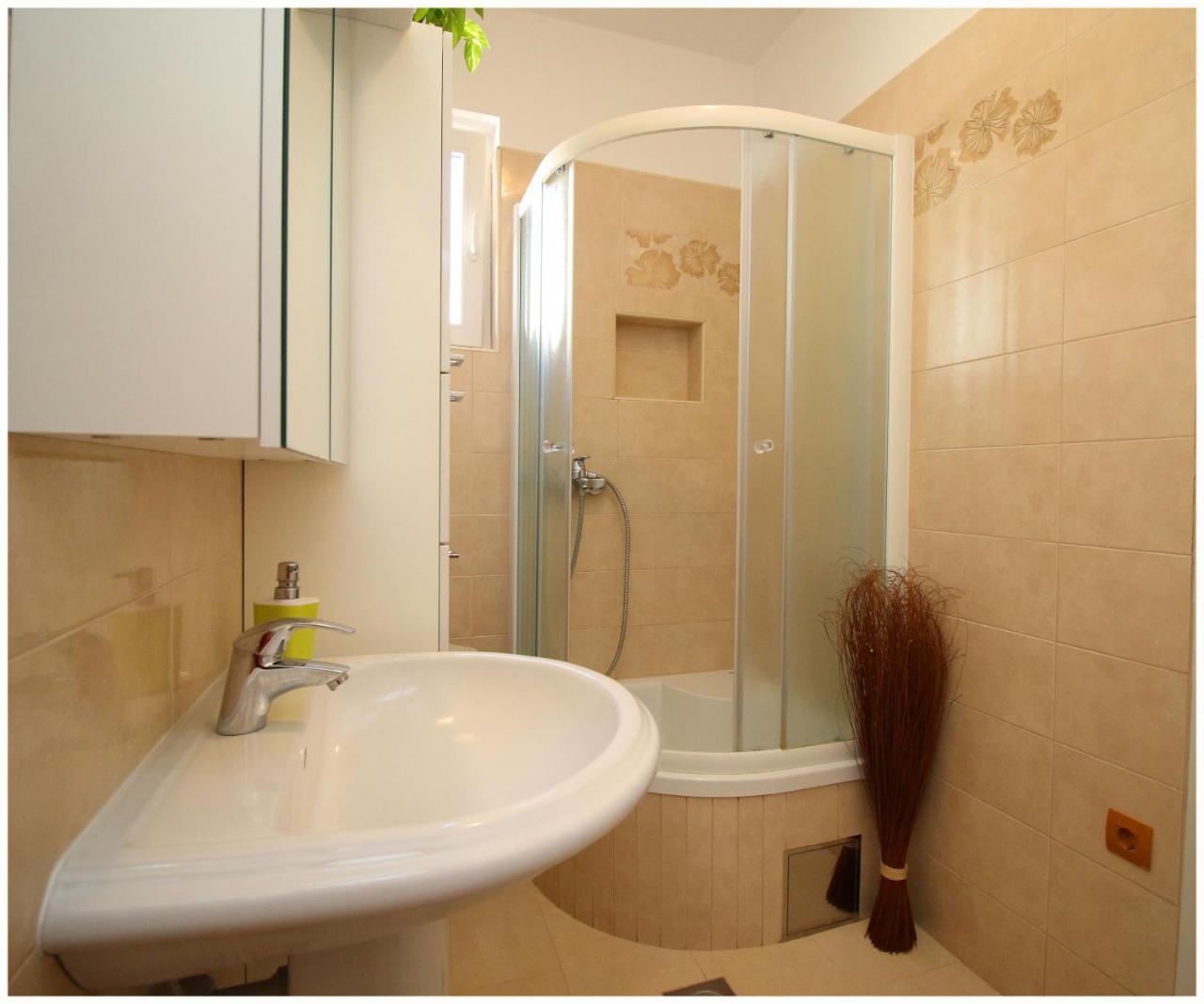 Apartment Slavko Primosten Bagian luar foto
